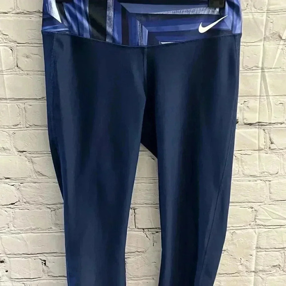 Nike Running Dry Fit  Womans Sz S Blue Athletic Leggings Capris Pants Mid-Rise - Picture 1 of 4